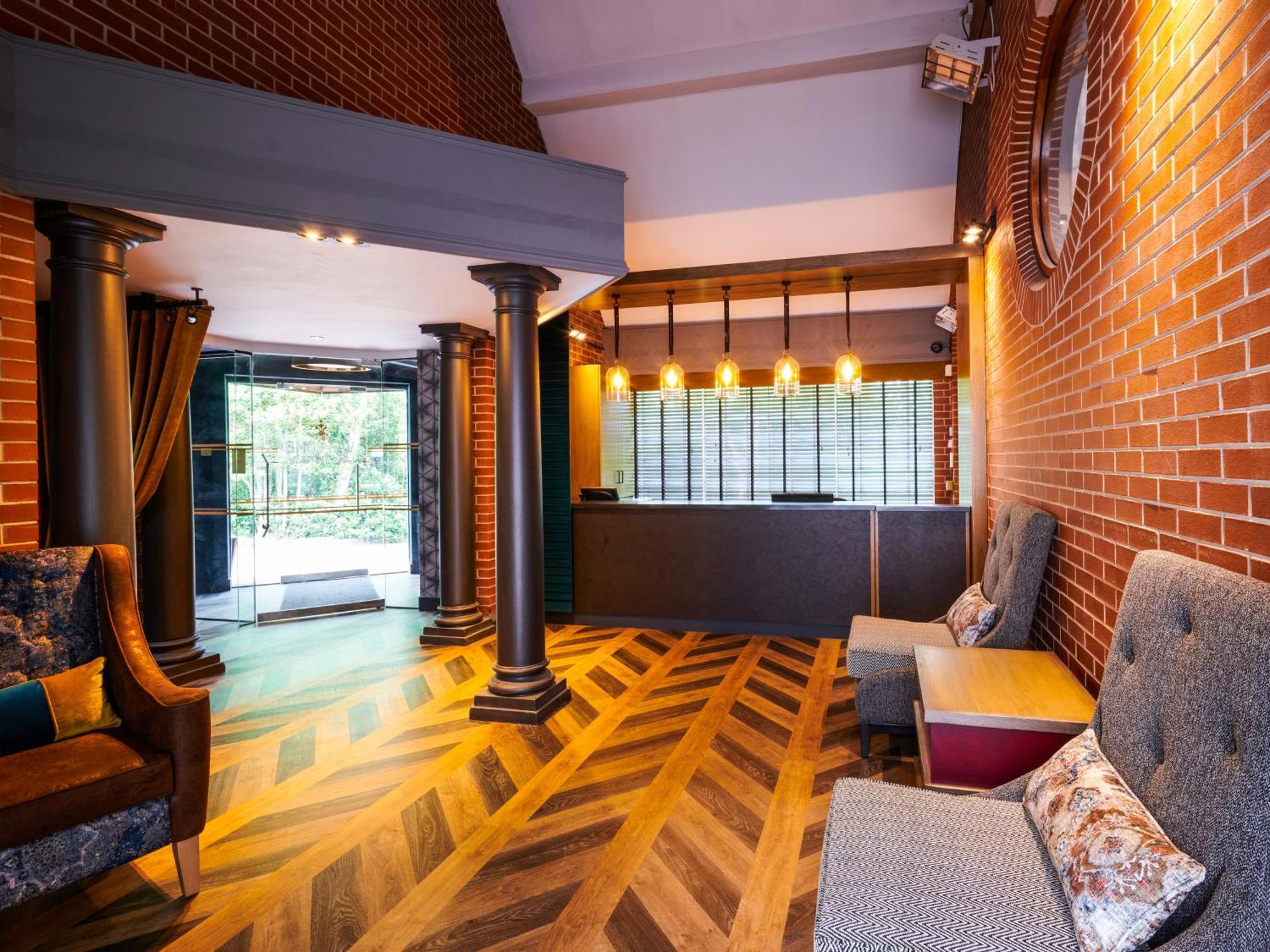 The Royal Toby Hotel Rochdale Luaran gambar